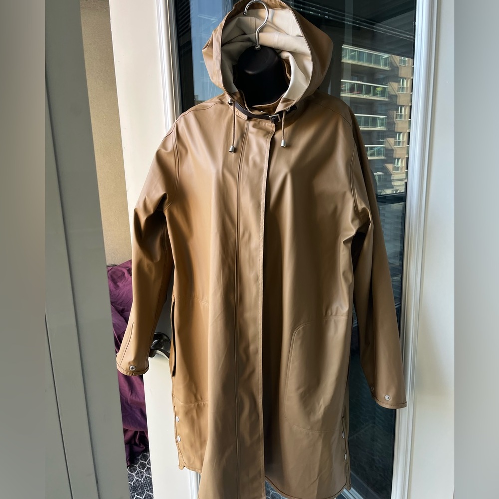 Ilse Jacobsen raincoat - sz 42
